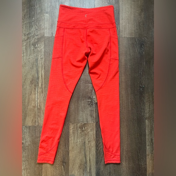 ZYIA Red Scales Pocket Light n Tight High Rise Leggings 28” - Picture 5 of 9